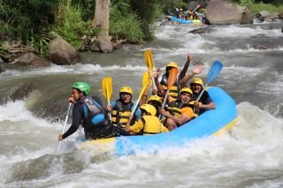 Ride the waves of excitement through the lush jungles of Ubud. 🌴🌊
Whatsapp: +62813 7773 8887
Website: ubudraftingbali.com

#ubudraftingbali #balirafting #raftinginbali #ubudrafting #raftinginubud #raftingdibali #raftingdiubud #ayungriverrafting #baliholiday #vacationinbali #liburanbali #bali #ubud #rafting #ExploreBali #RaftingThrills